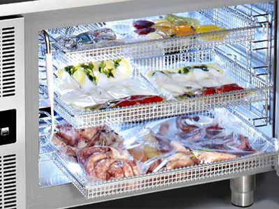 BLAST CHILLERS OR FREEZERS